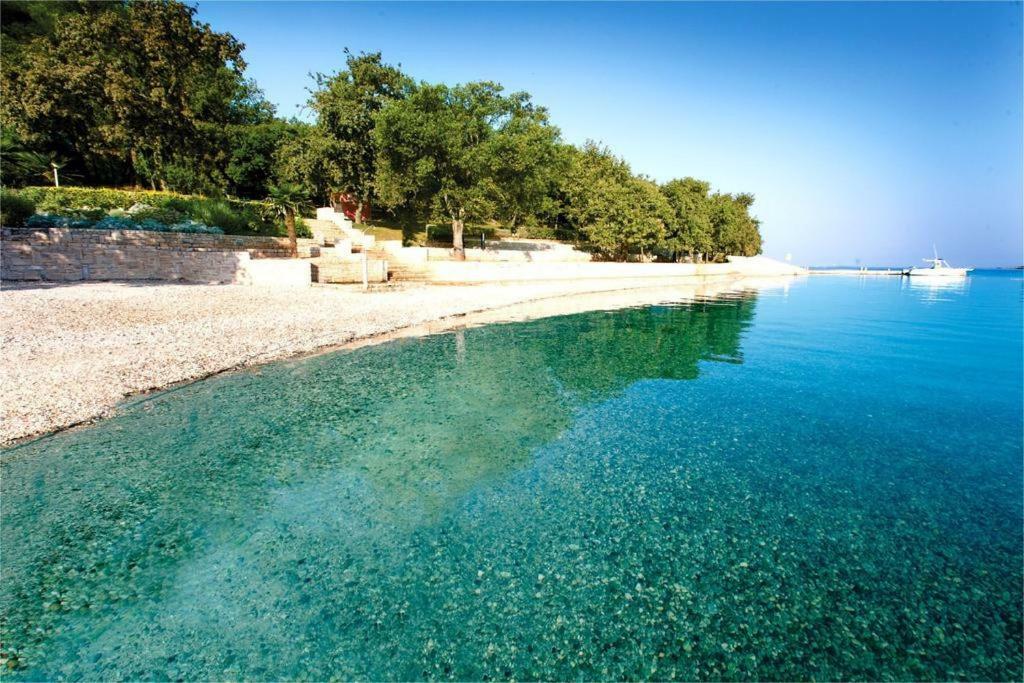 Apartments Residence V Porec Bagian luar foto