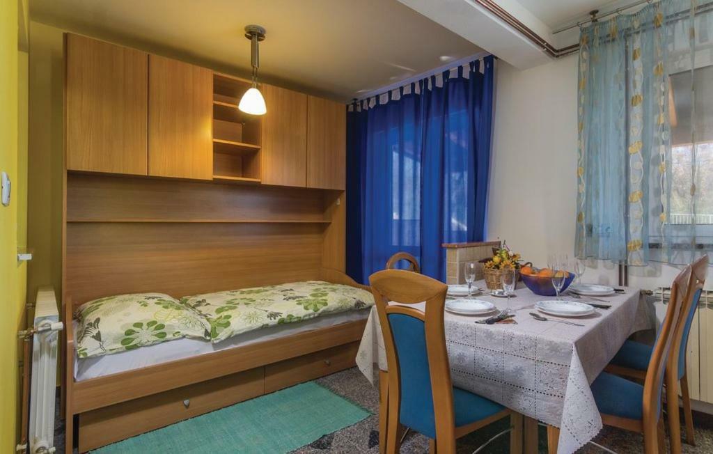Apartments Residence V Porec Bagian luar foto